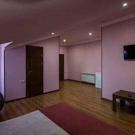 Afa Hotel & Guest House Yerevan Exterior photo