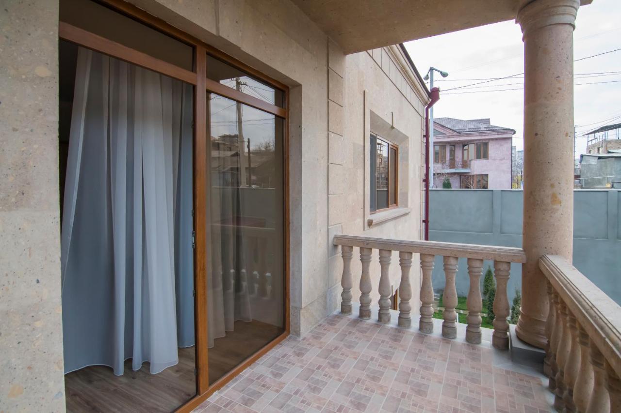 Afa Hotel & Guest House Yerevan Exterior photo