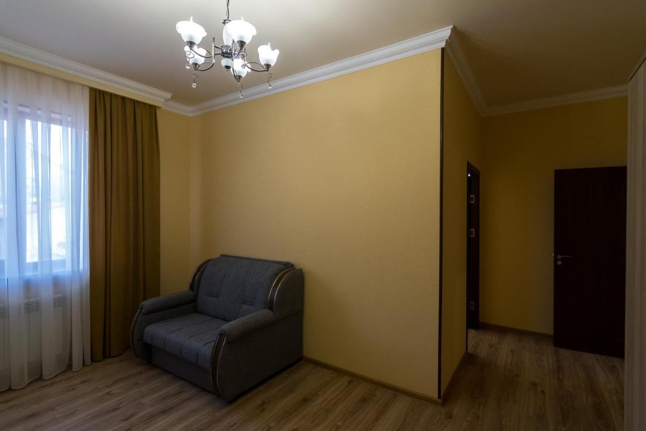 Afa Hotel & Guest House Yerevan Exterior photo