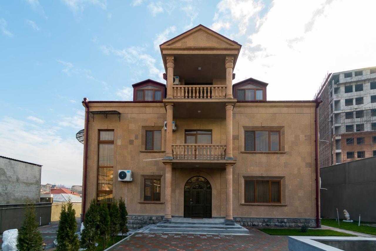 Afa Hotel & Guest House Yerevan Exterior photo